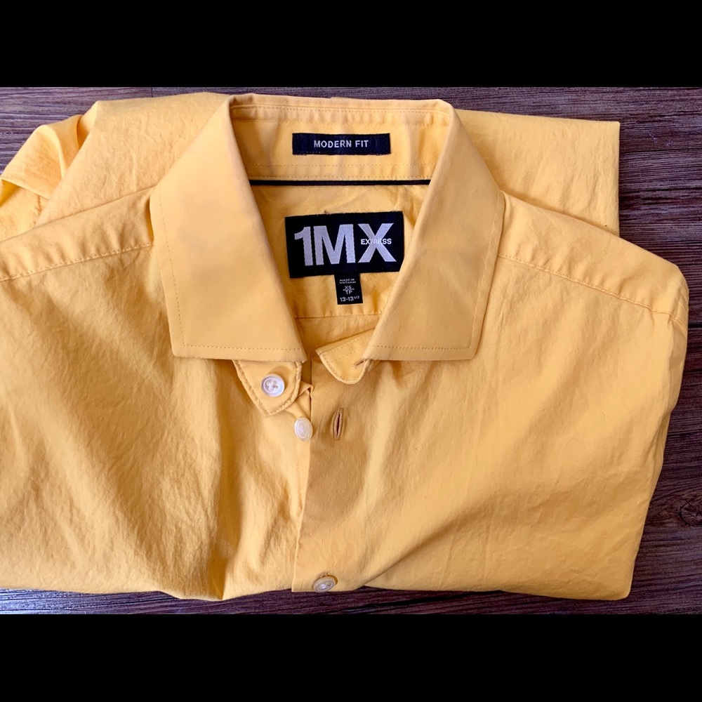 Express Yellow Dressy to Casual